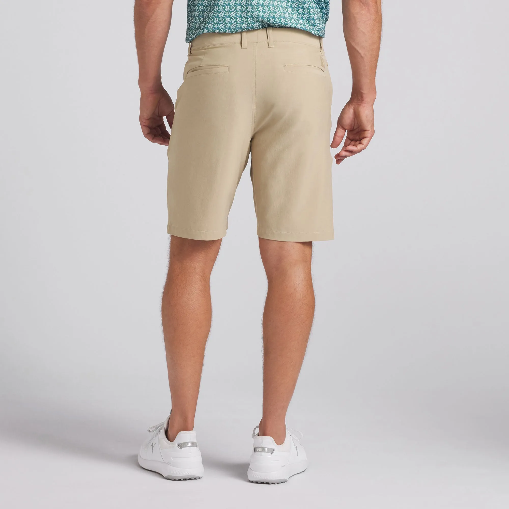 101 Solid 9" Golf Shorts