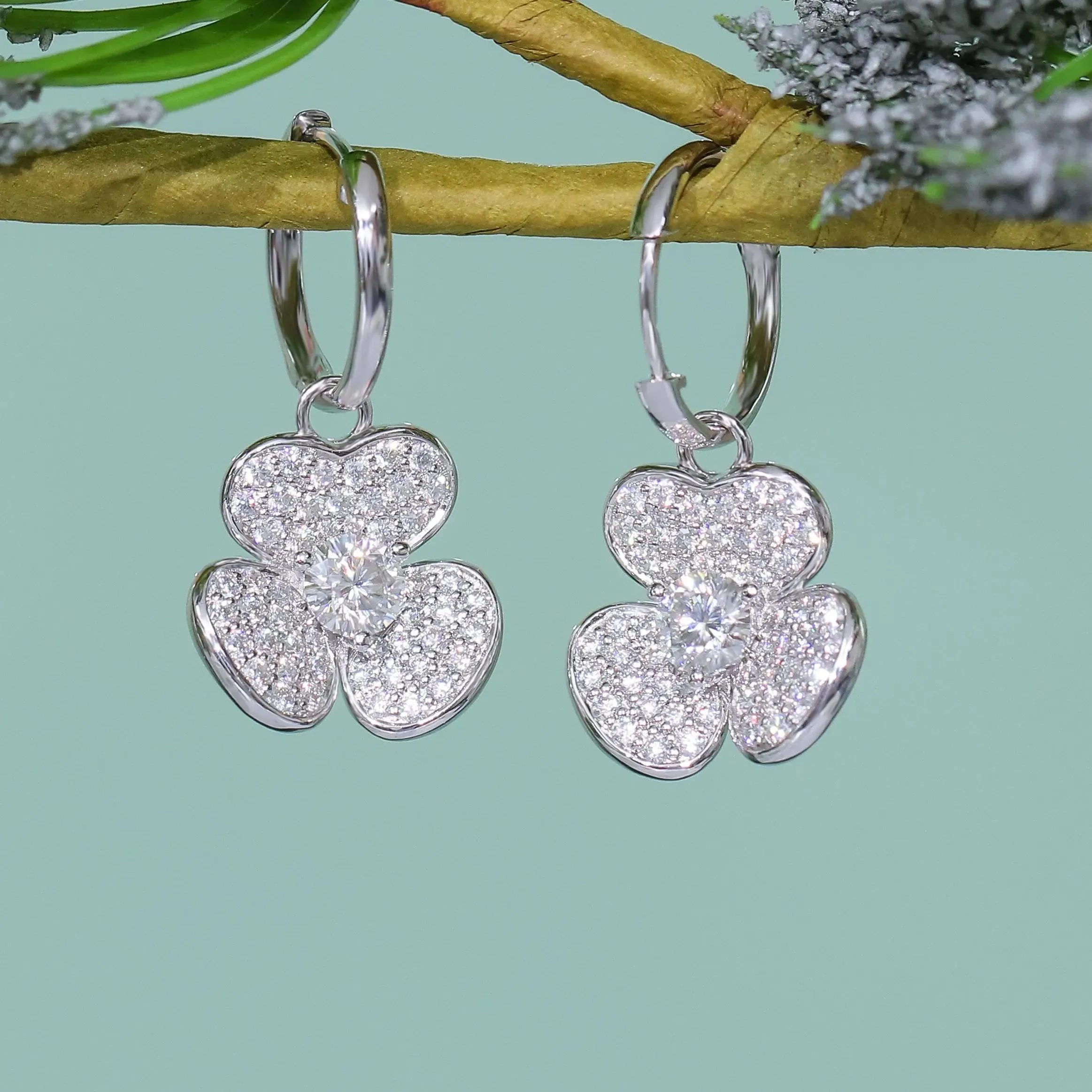 10k White / Yellow / Rose Gold Moissanite Clover Earrings 2.3ctw