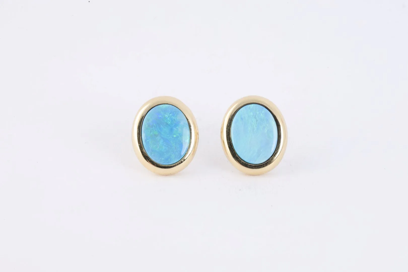 14k Yellow Gold Opal Stud Earrings (1.85g.)