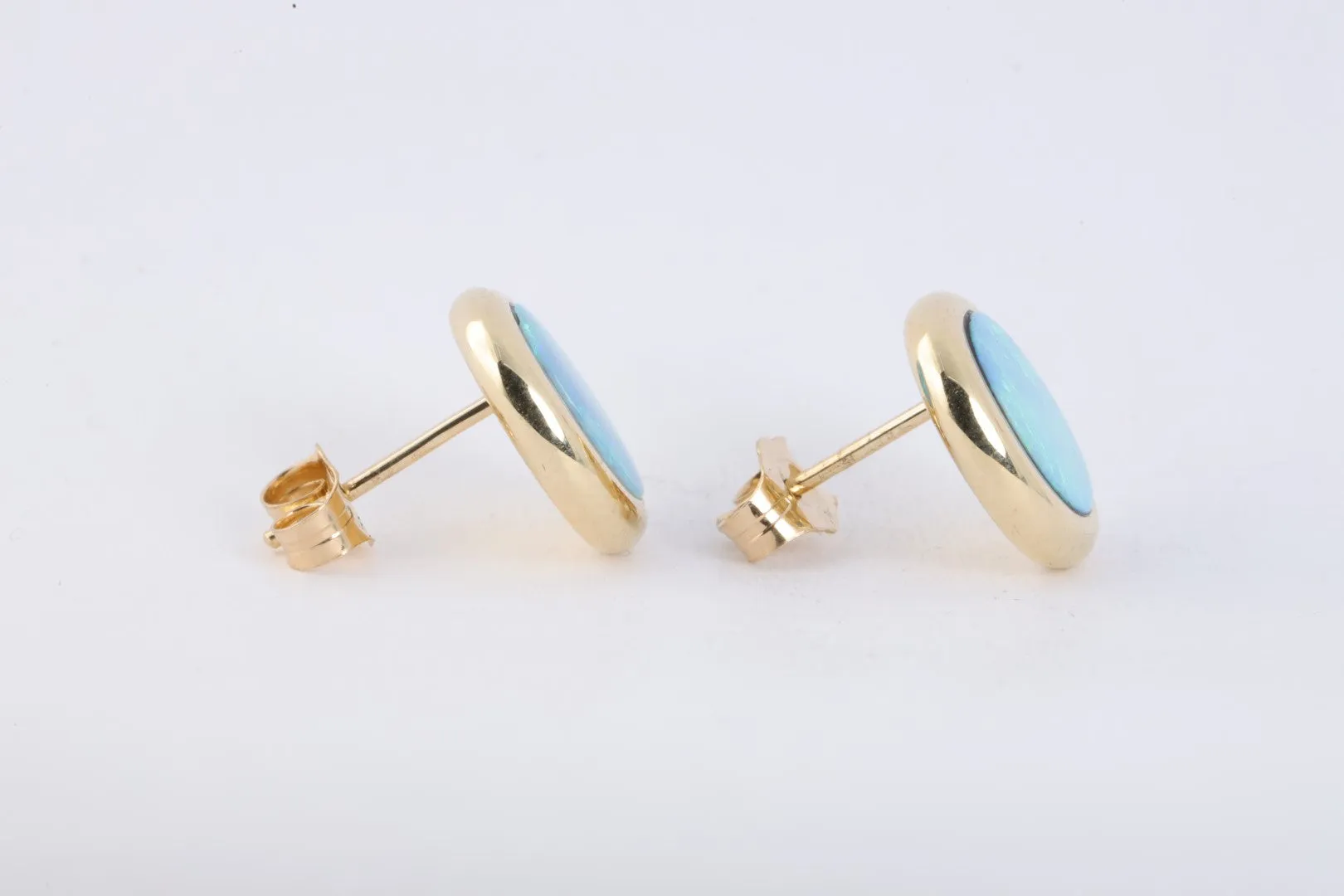 14k Yellow Gold Opal Stud Earrings (1.85g.)