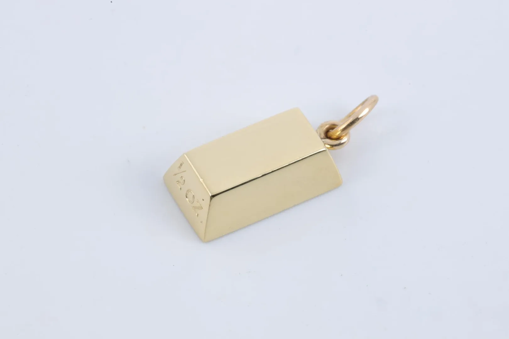 Cartier 18k Yellow Gold 1/2oz Gold Bar Pendant (16.33g.)