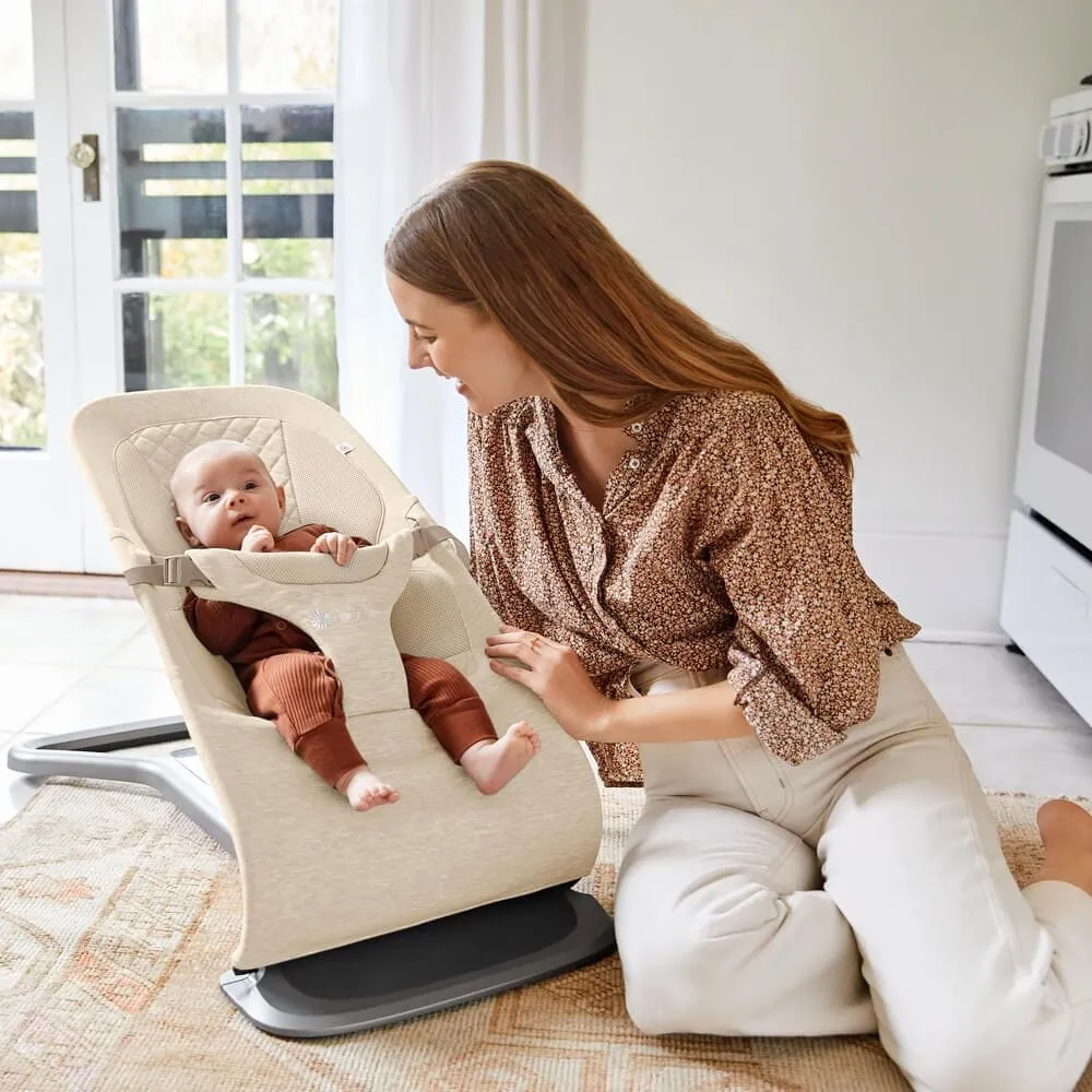 Ergobaby Evolve Bouncer with Toy Bar - Cream