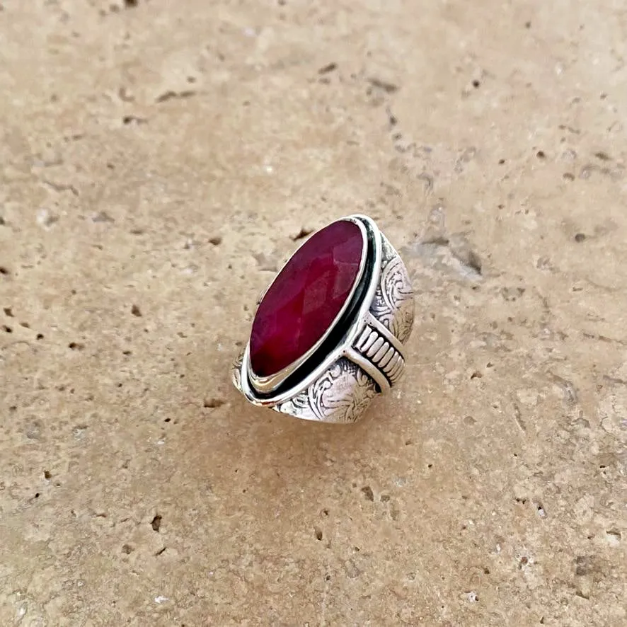 Ruby Quartz Ring with a slender oval gemstone- Kumari