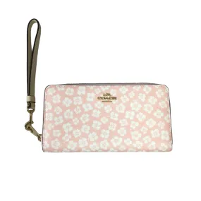 Wallet Designer By Coach  Size: Medium